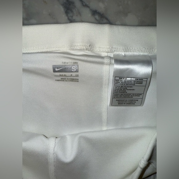 Nike White Tennis Skort size Small Dri Fit - Picture 6 of 7